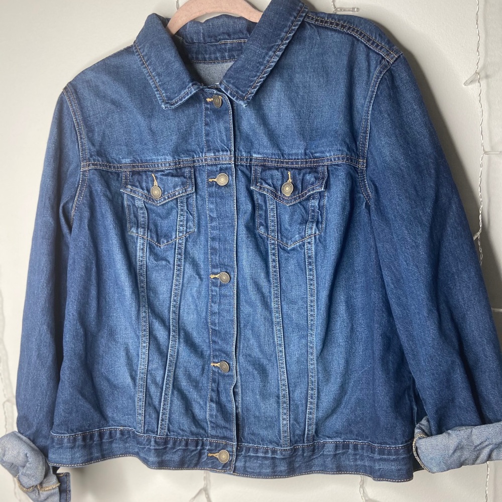 3 FOR $15/ Old Navy Dark Wash Denim Jacket